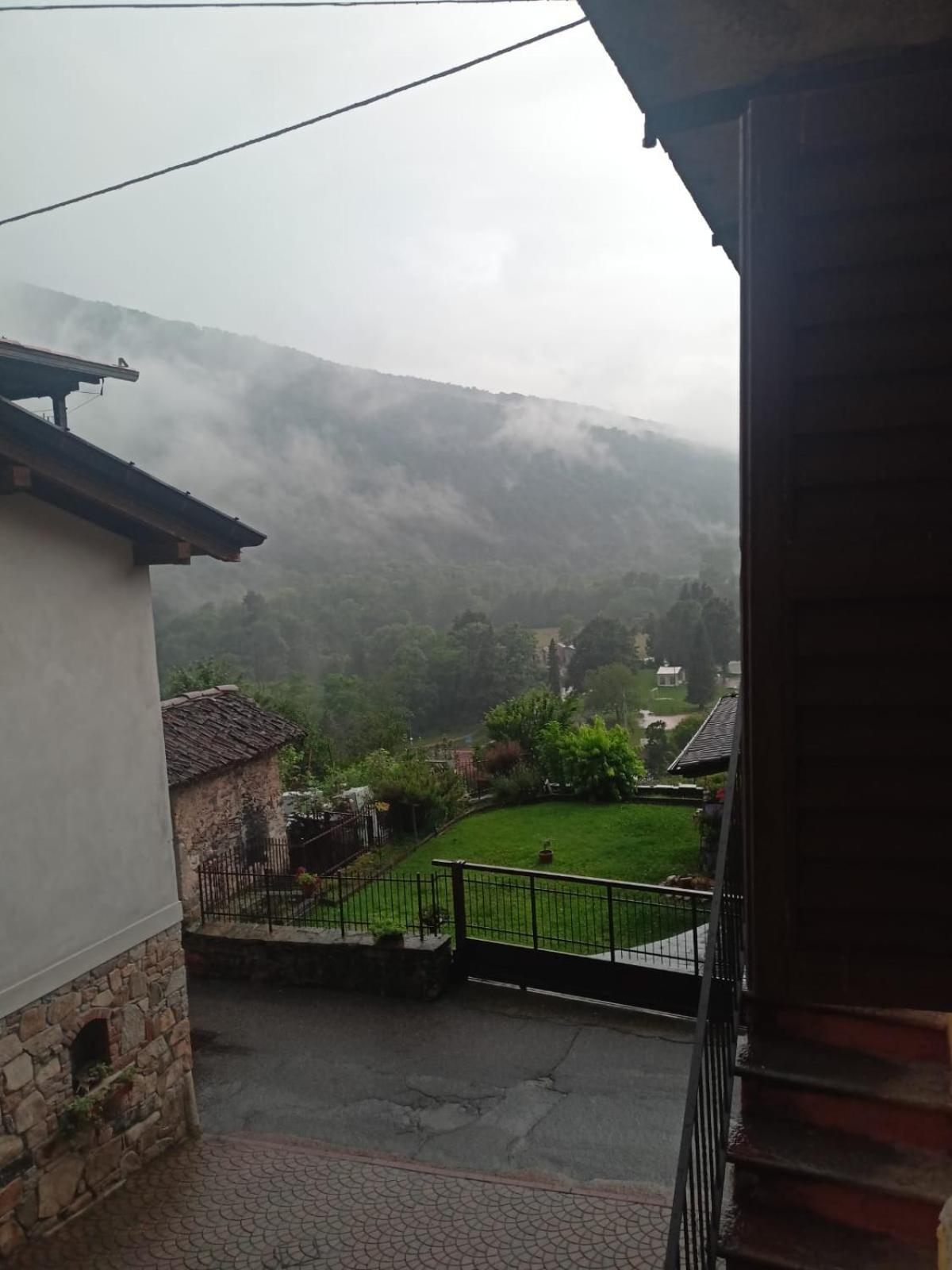 Foresteria Lombarda B & B Ca' Pelitti Ganna エクステリア 写真