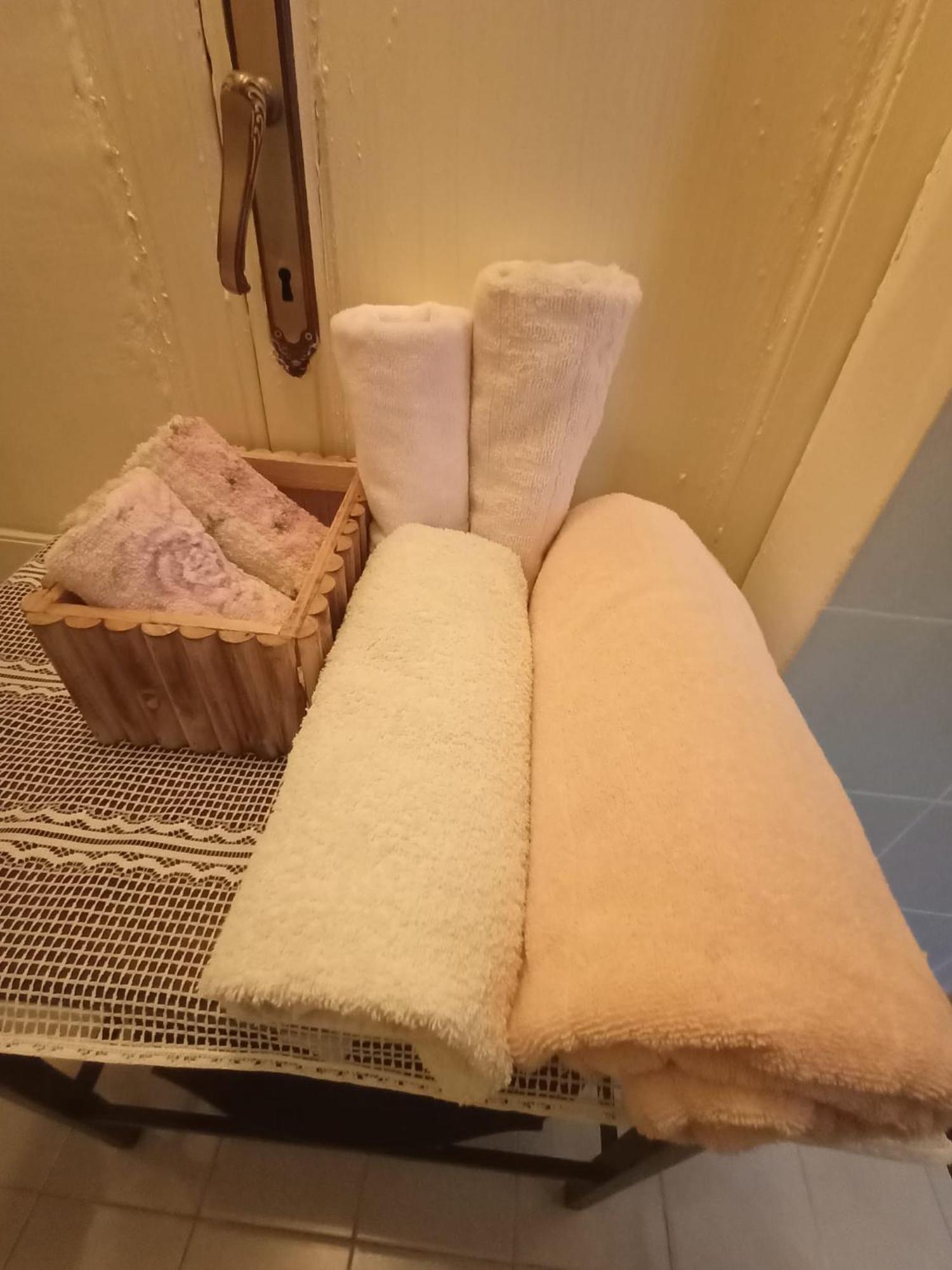 Foresteria Lombarda B & B Ca' Pelitti Ganna エクステリア 写真